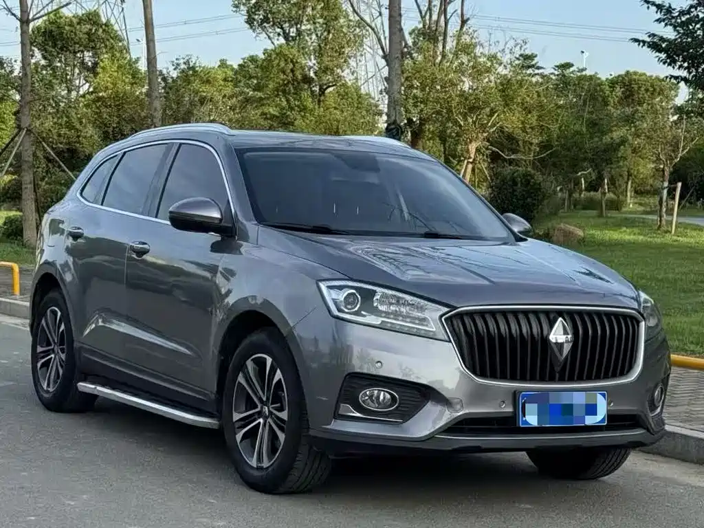 Borgward BX7 — миниатюра 3
