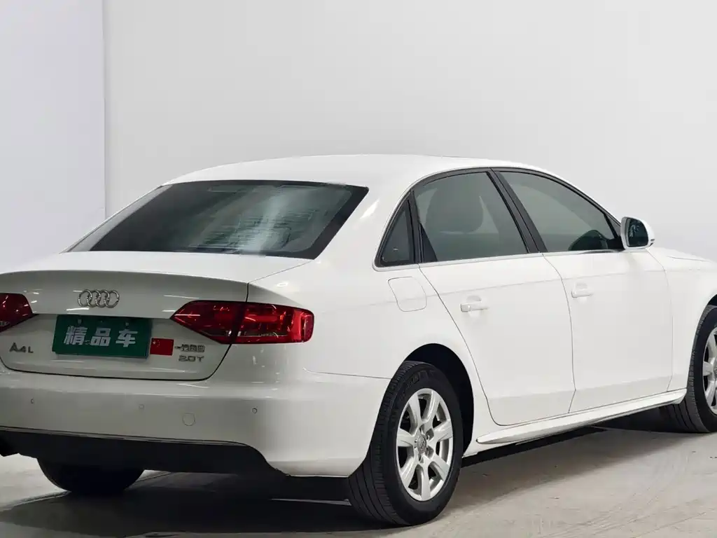 Audi A4L — миниатюра 4