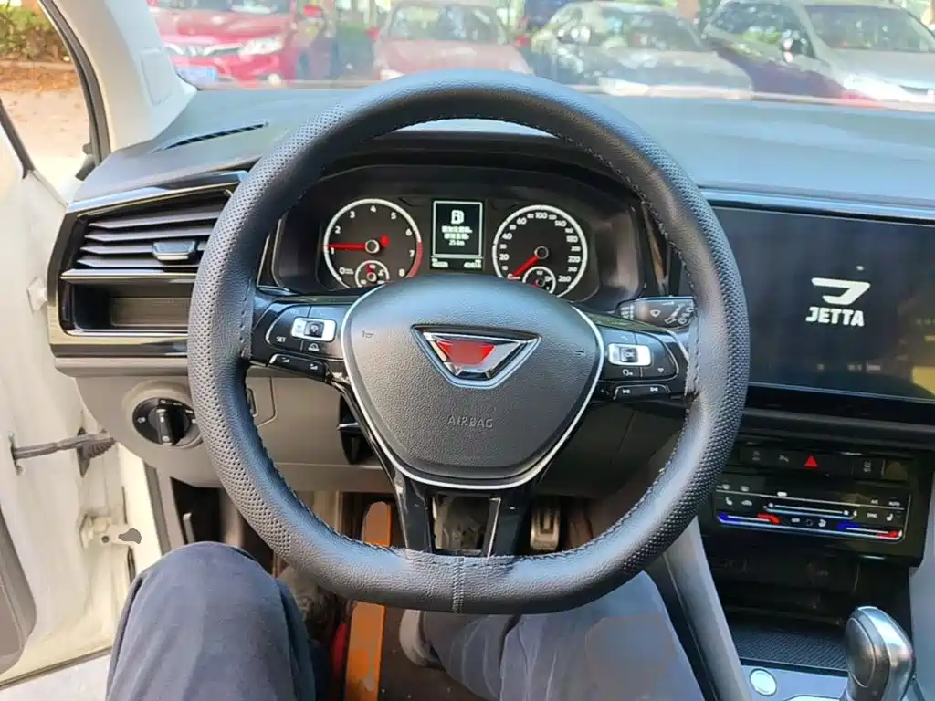 Jetta VS7 — миниатюра 11