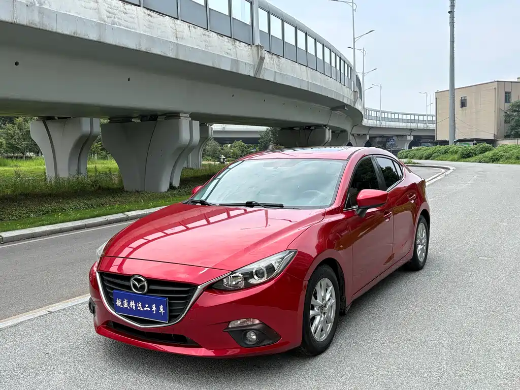 Купить Mazda 3 Axela