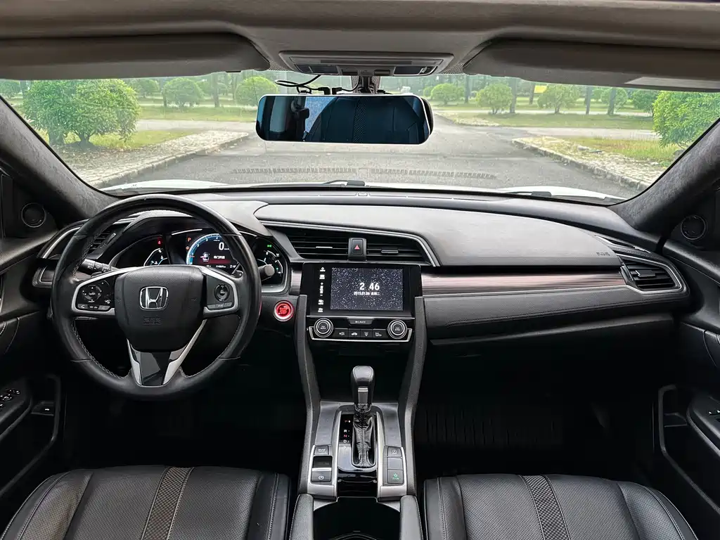 Honda Civic — миниатюра 8