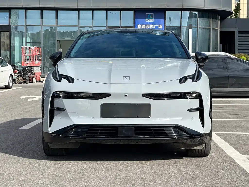 Zeekr X — миниатюра 2