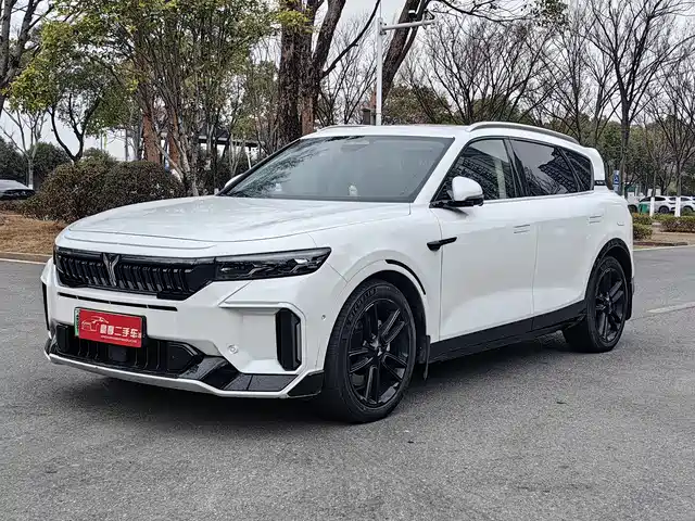 VOYAH LAN TU FREE 2024