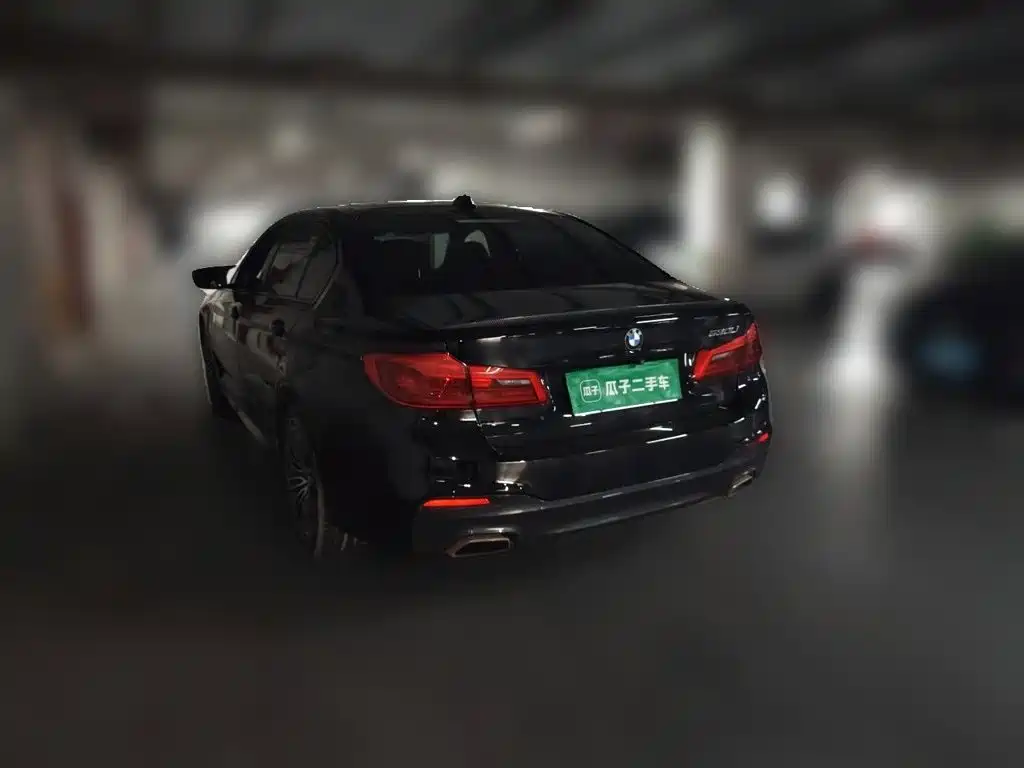 BMW 5 Series — миниатюра 25