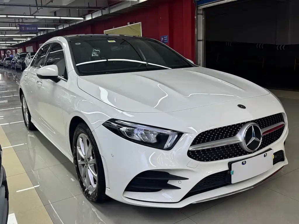 Mercedes-Benz A-Class — миниатюра 3