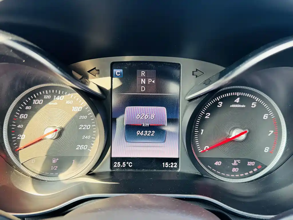 Mercedes-Benz GLC — миниатюра 12