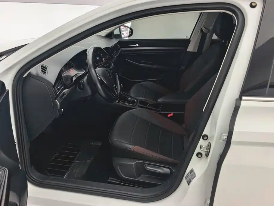 Volkswagen Bora — миниатюра 9