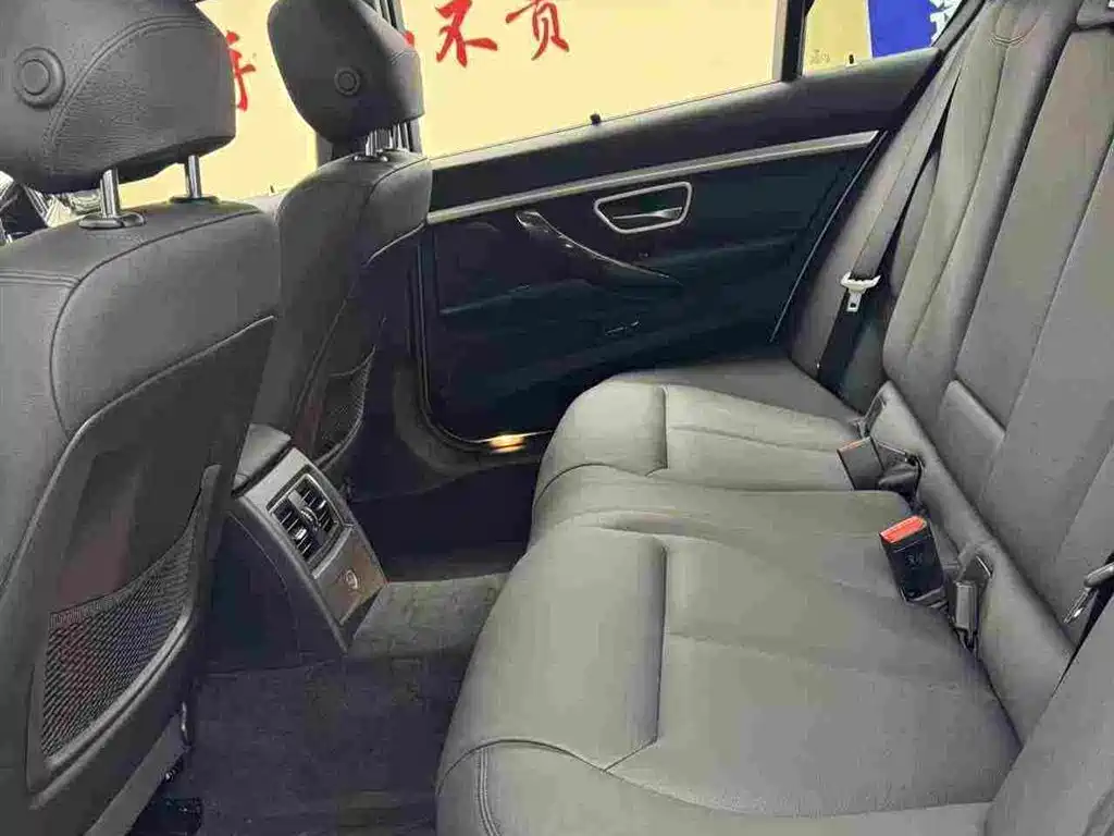 BMW 3 Series — миниатюра 5