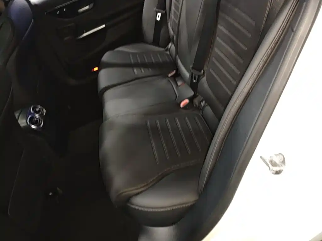 Mercedes-Benz C-Class — миниатюра 17