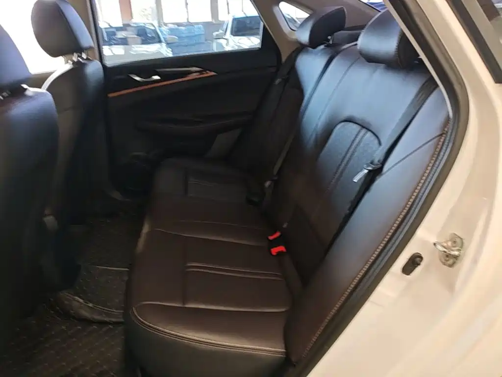 Changan Eado DT — миниатюра 17