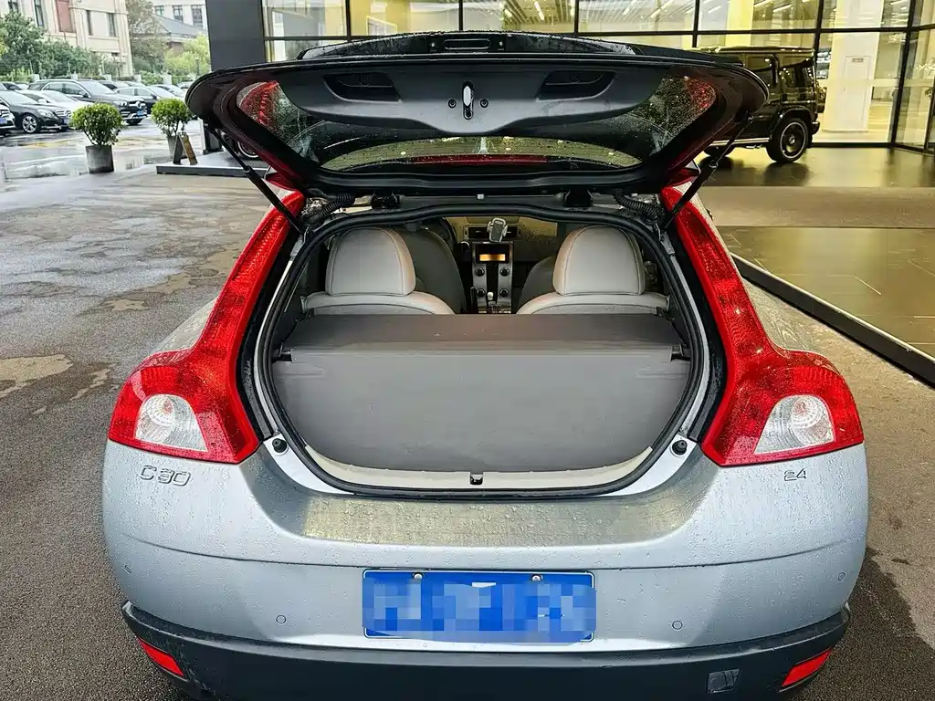 Volvo C30 — миниатюра 4