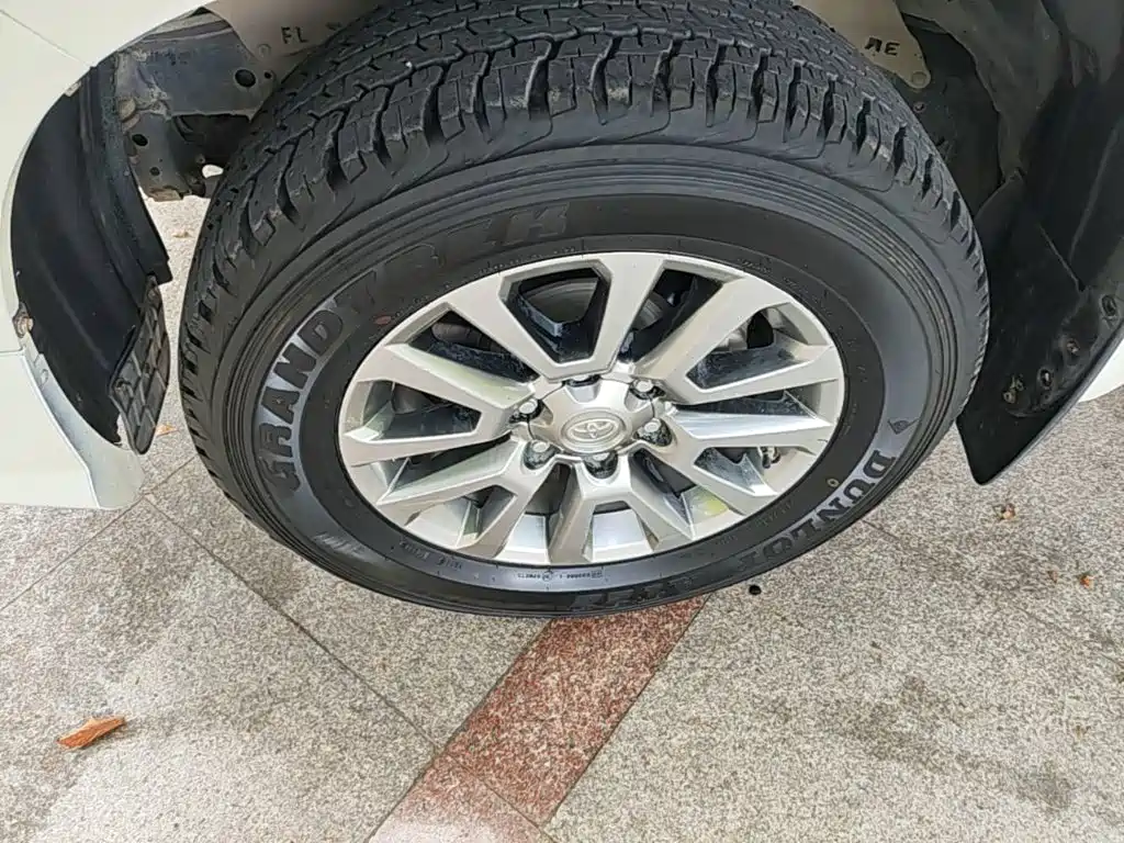 Toyota Prado — миниатюра 23
