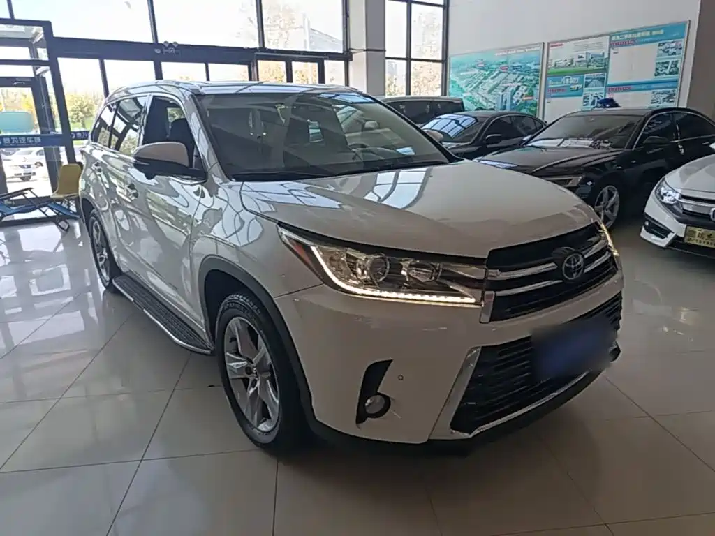 Toyota Highlander — миниатюра 4