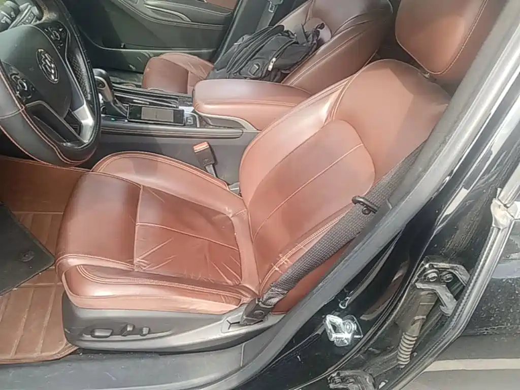 Buick LaCrosse — миниатюра 20