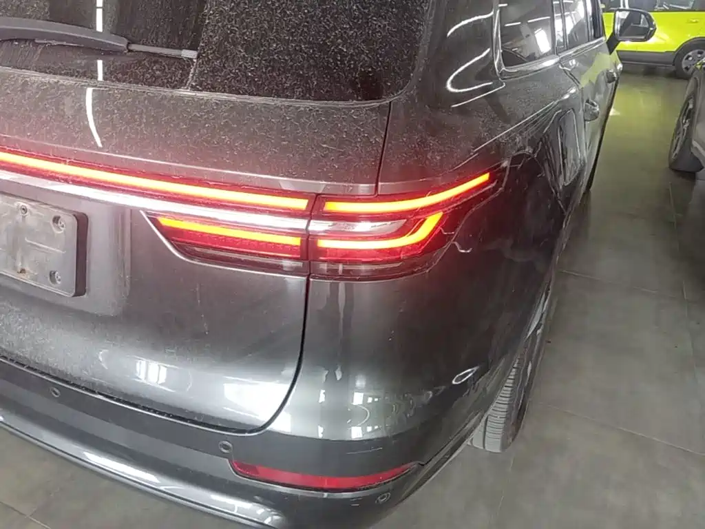Li Auto Li ONE — миниатюра 8