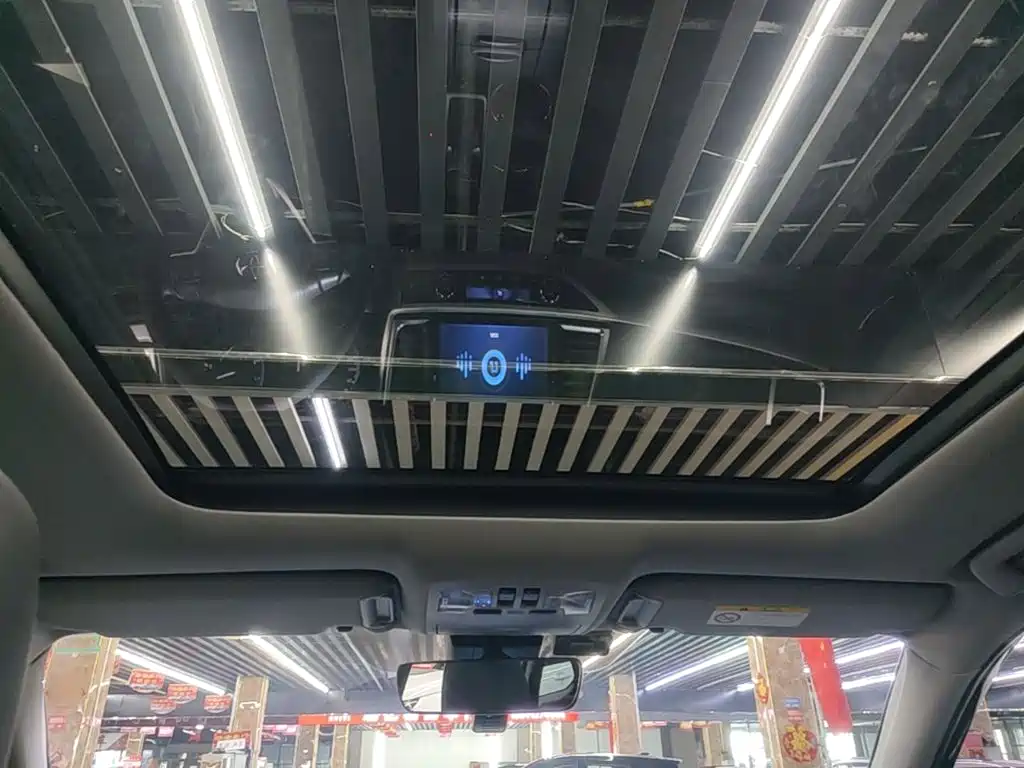 Toyota Highlander — миниатюра 18