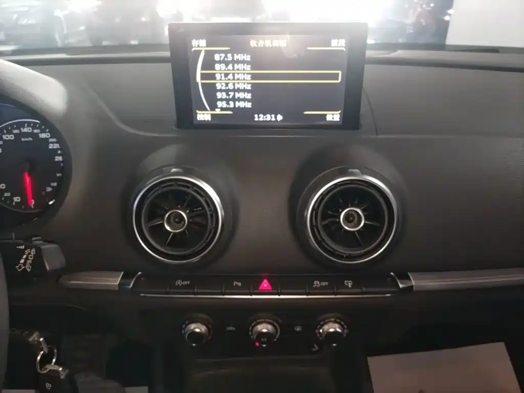 Audi A3 — миниатюра 13