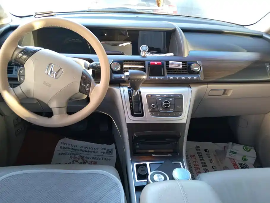Honda Elysion — миниатюра 12
