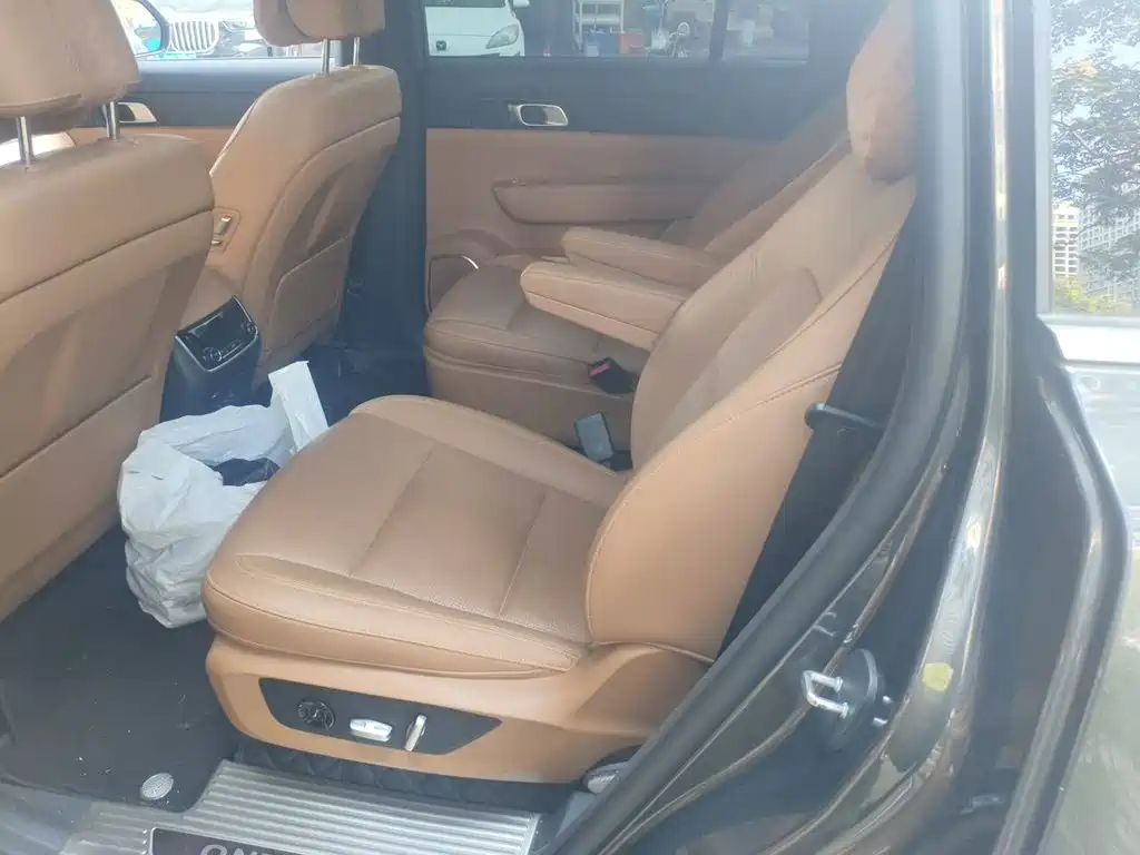 Li Auto Li ONE — миниатюра 13