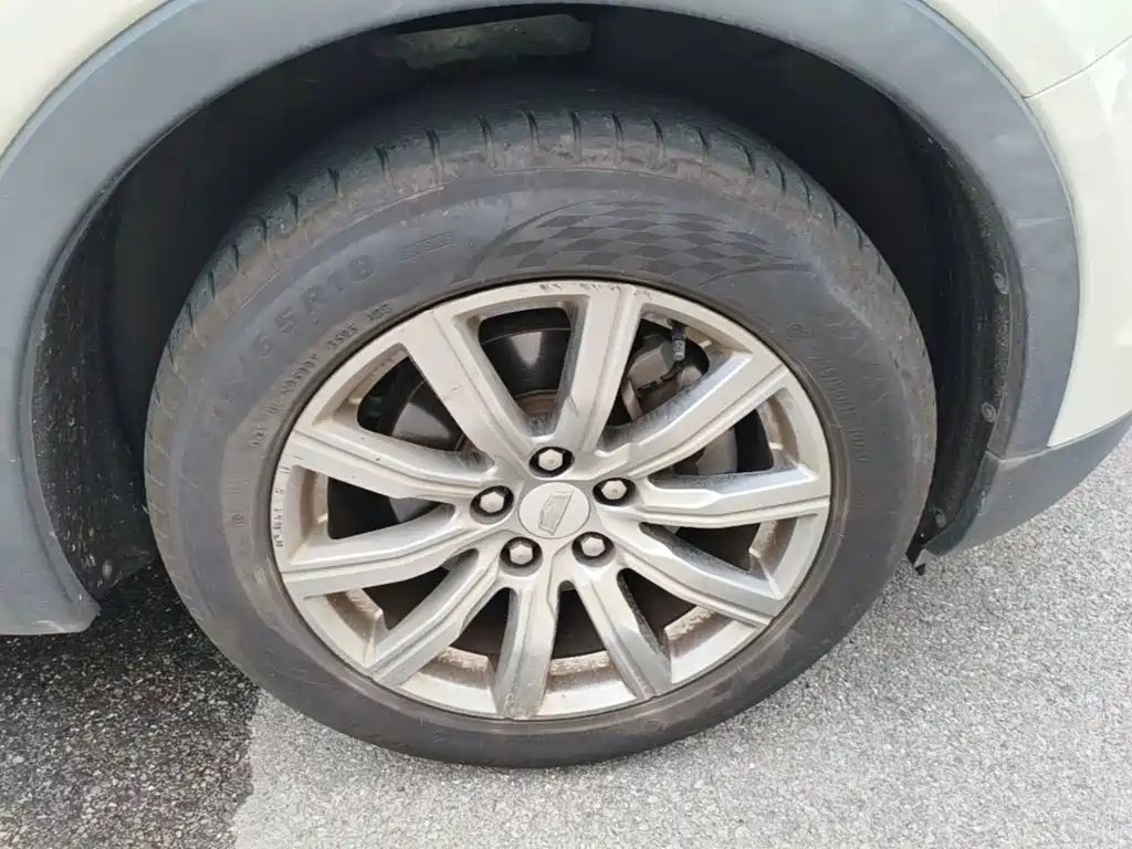 Cadillac XT4 — миниатюра 12