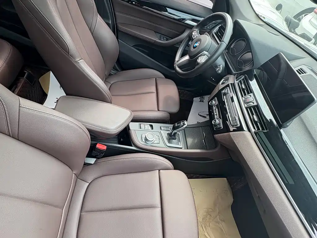 BMW X1 — миниатюра 8