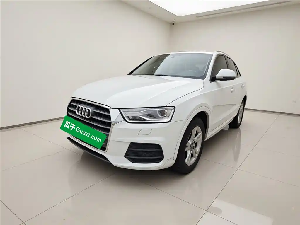 Купить Audi Q3