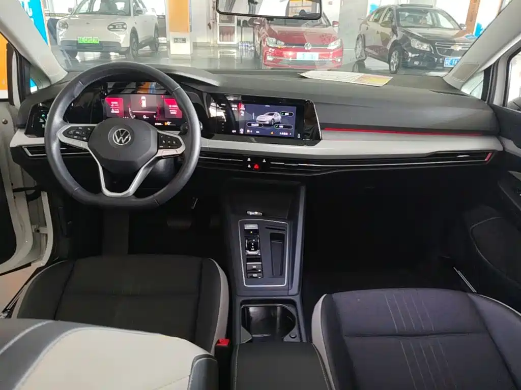 Volkswagen Golf — миниатюра 10