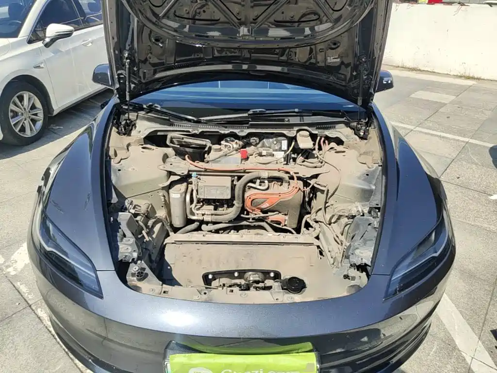 Tesla Model 3 — миниатюра 20