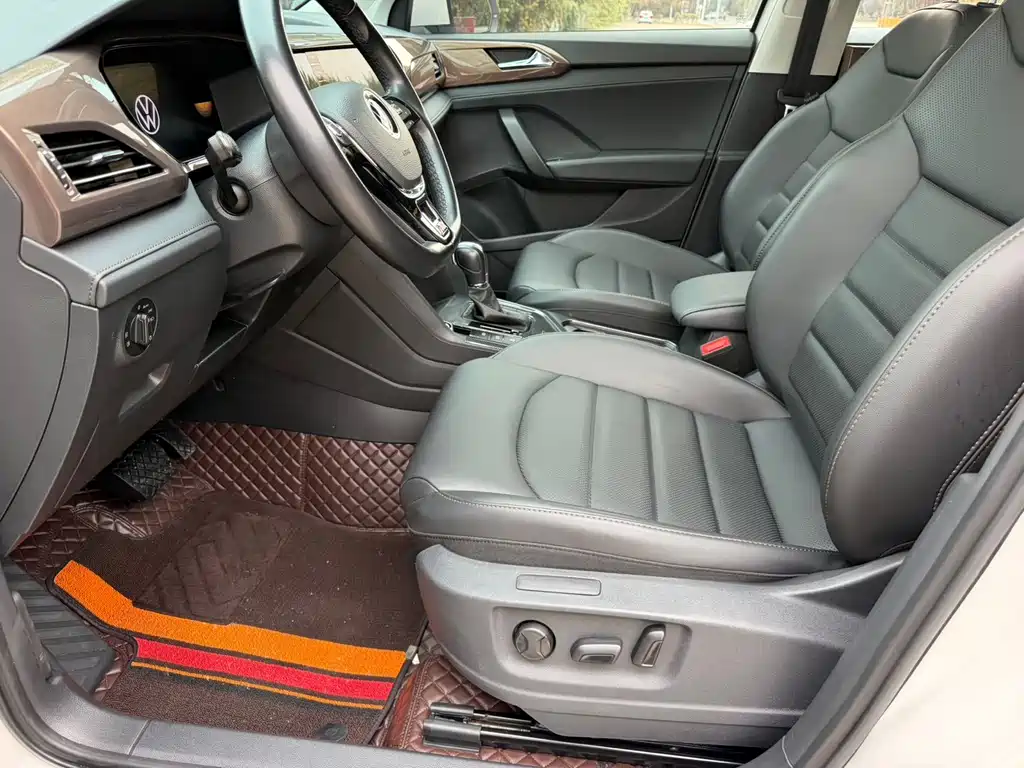 Volkswagen Tharu — миниатюра 10