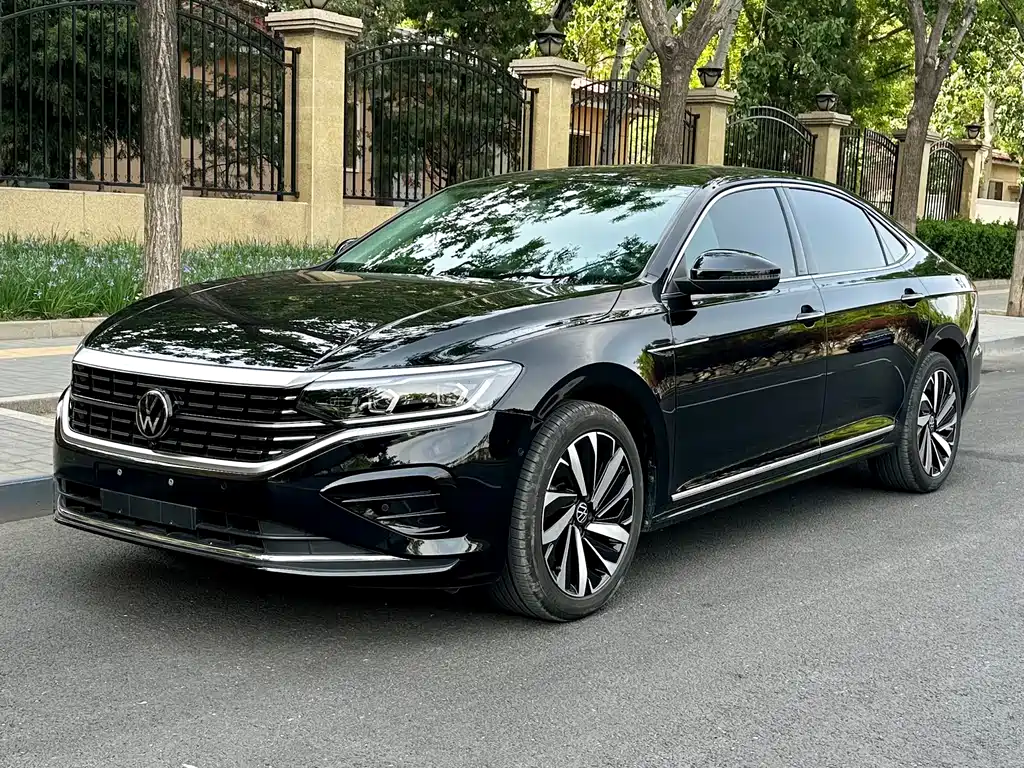 Volkswagen Passat 2023