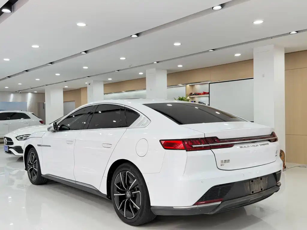 BYD Han — миниатюра 9