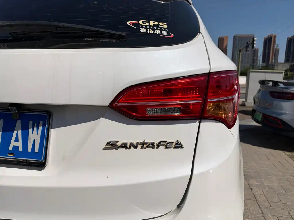 Hyundai Santa Fe — миниатюра 11