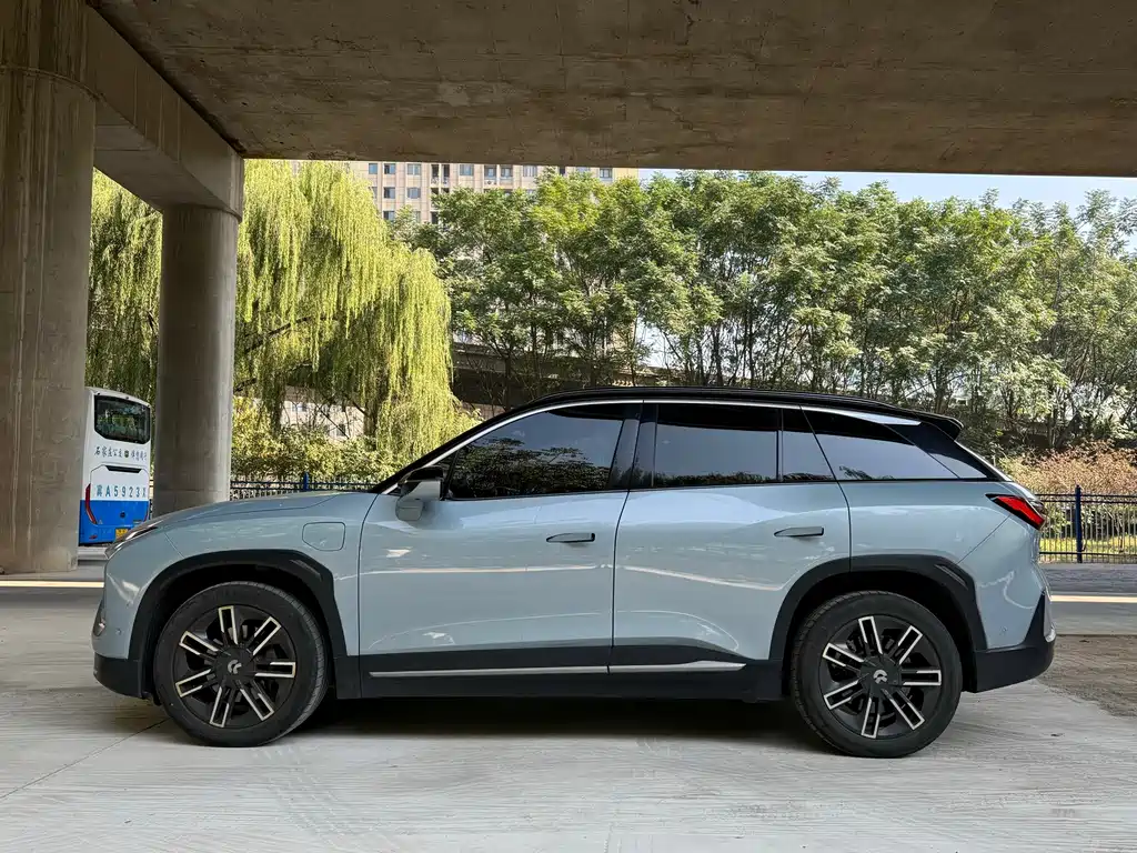 NIO ES6 — миниатюра 10