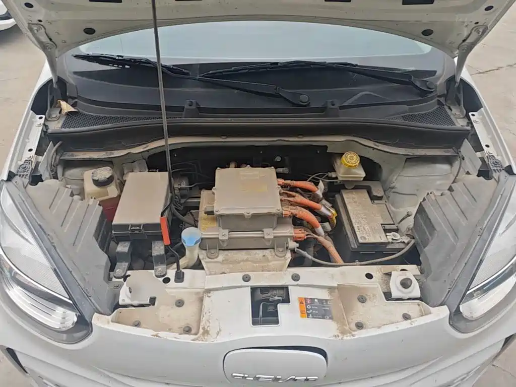 Roewe Clever — миниатюра 20