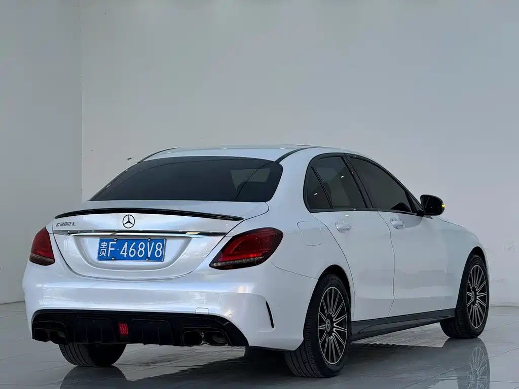 Mercedes-Benz C-Class — миниатюра 11