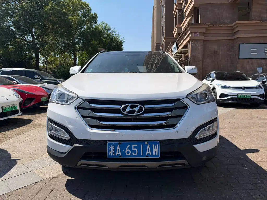 Hyundai Santa Fe — миниатюра 2