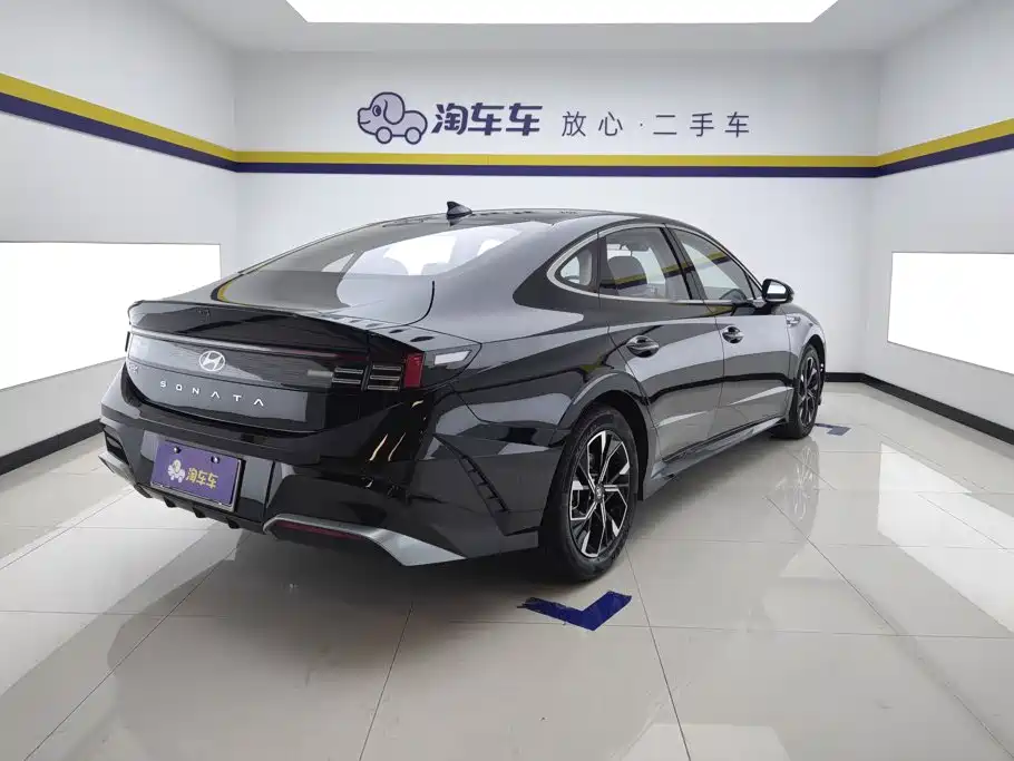 Hyundai Sonata — миниатюра 3