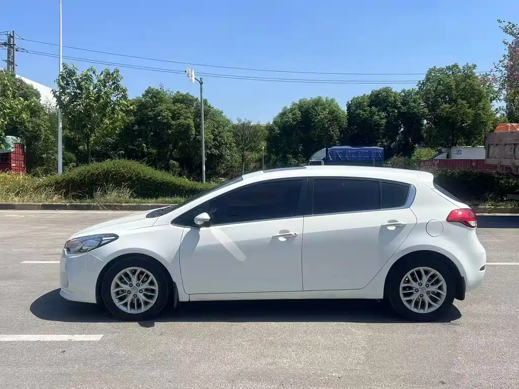 Kia K3S — миниатюра 4