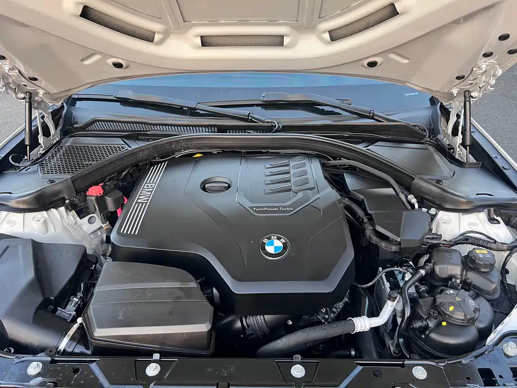 BMW 3 Series — миниатюра 21