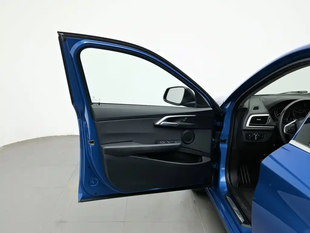BMW 1 Series — миниатюра 8