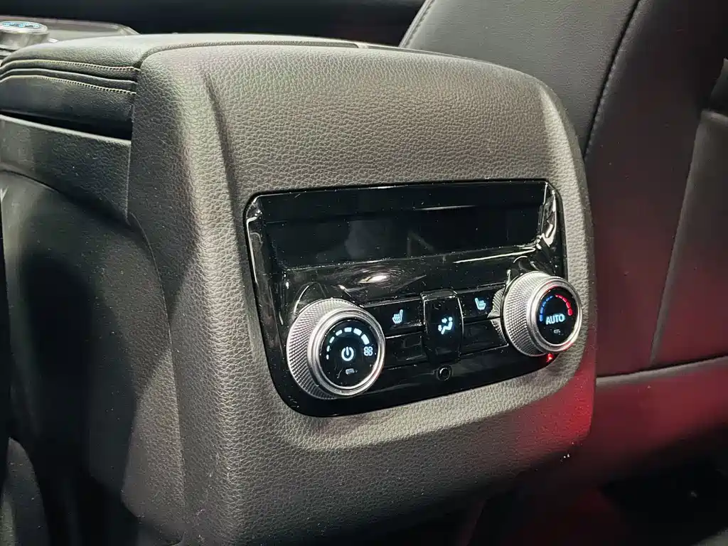 Ford Equator — миниатюра 21