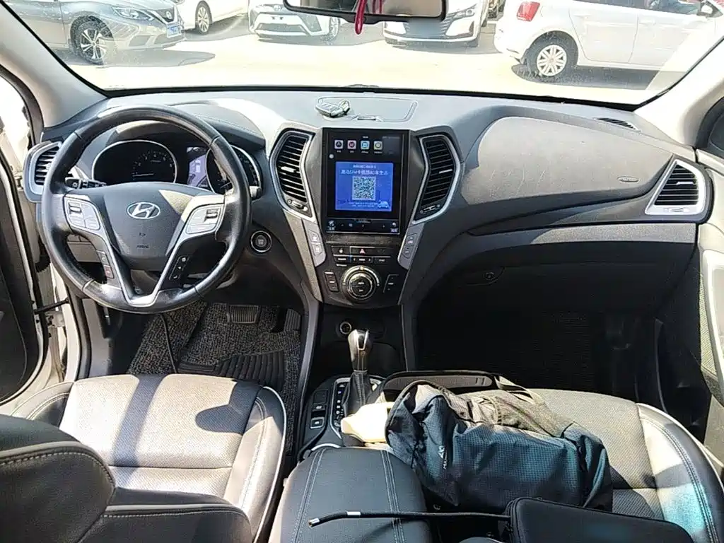 Hyundai Santa Fe — миниатюра 10