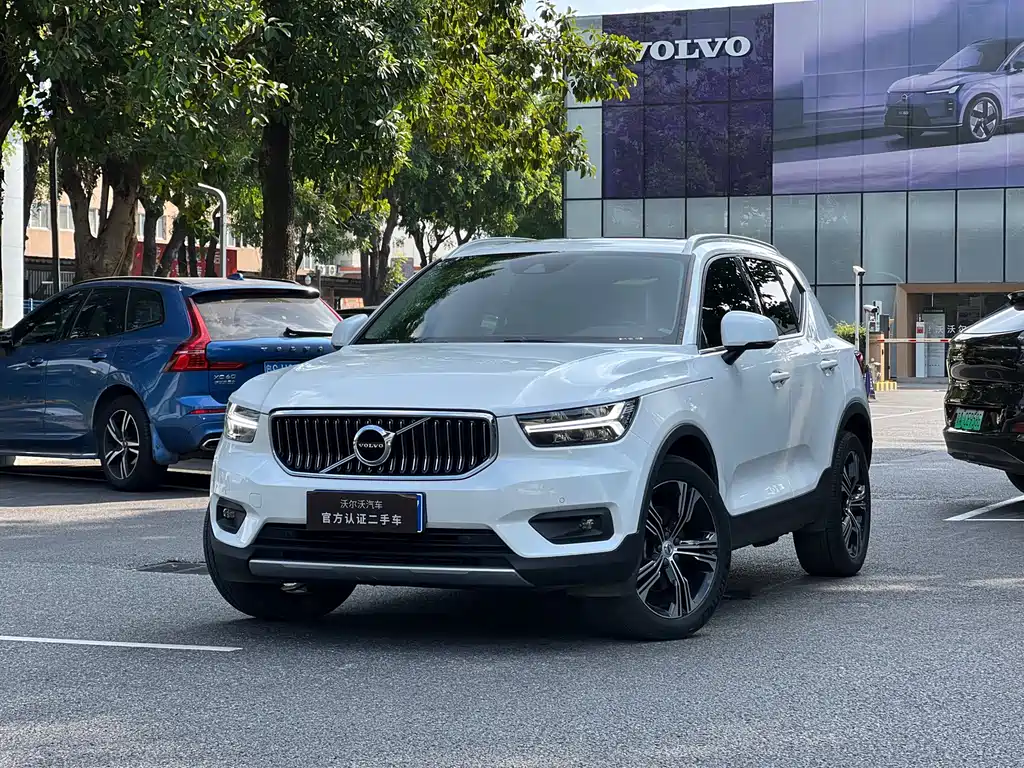 Volvo XC40