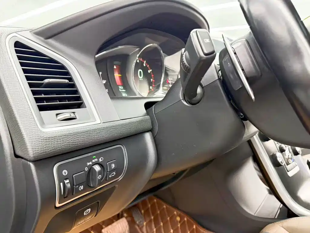 Volvo XC60 (Import) — миниатюра 10
