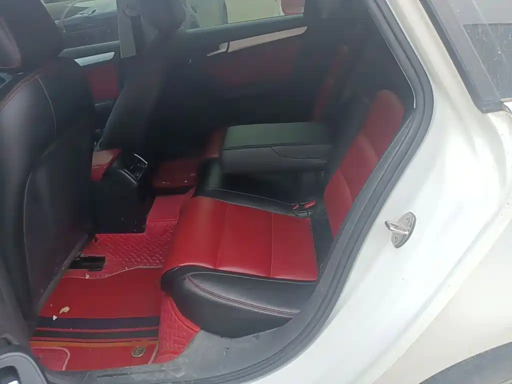Audi A4L — миниатюра 17