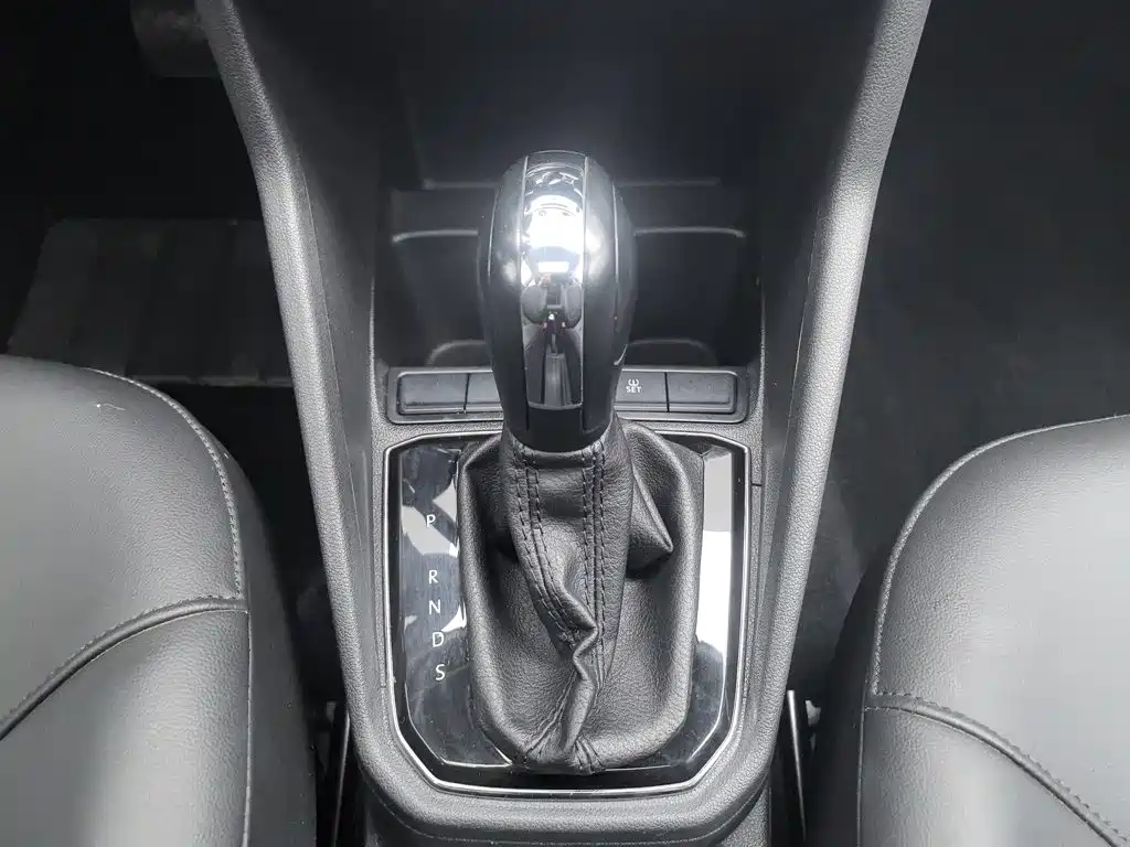Volkswagen Jetta — миниатюра 13