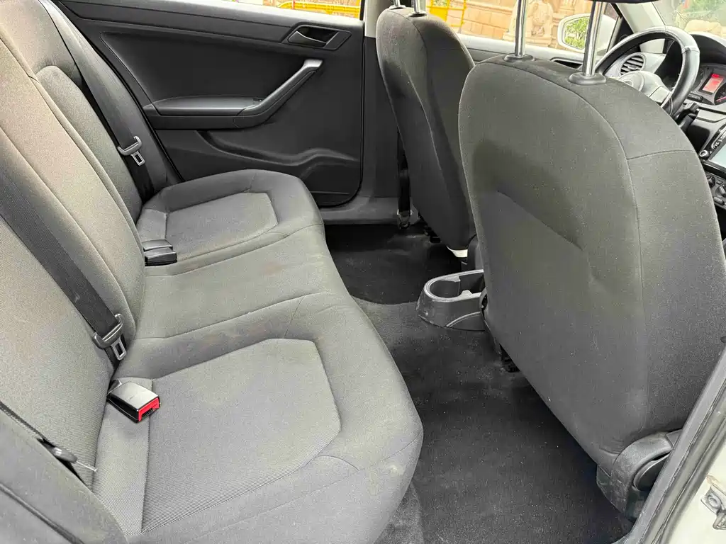 Volkswagen Jetta 1.4L Manual Fashion Type, фото 7