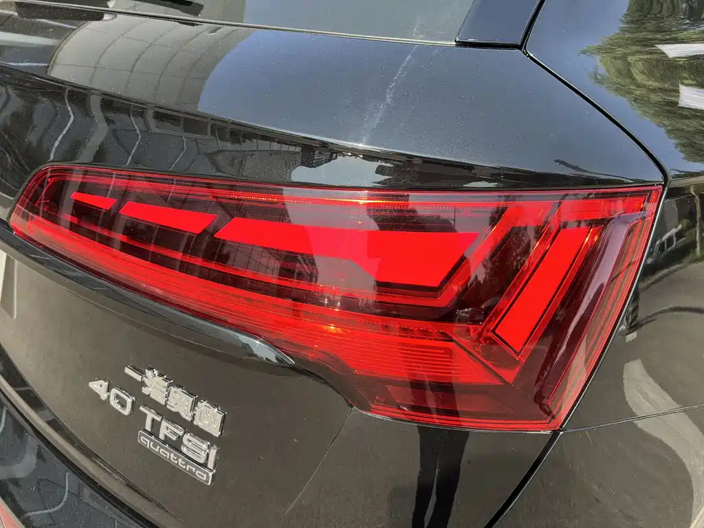 Audi Q5L — миниатюра 14