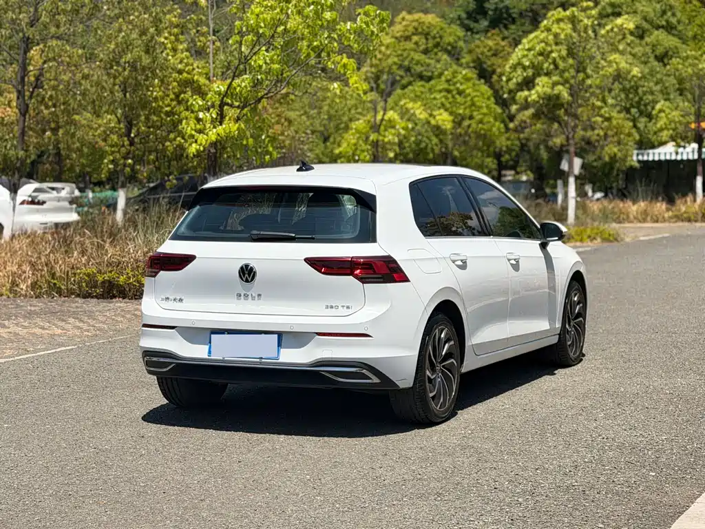 Volkswagen Golf 2023 280TSI DSG Pro
