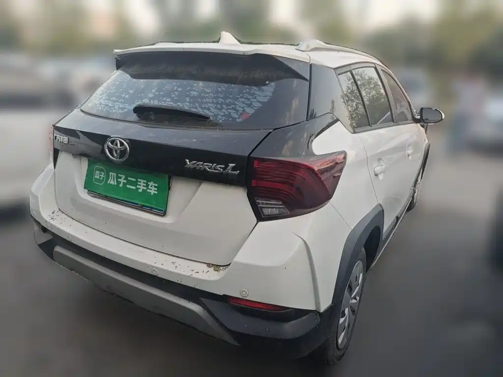 Toyota Yaris L — миниатюра 4